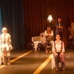Teatro: «El mar es un píxel», ¿puede un robot reemplazar el afecto?