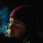 Cortos: «The Singers». El último refugio profano: cantar, sentir y existir